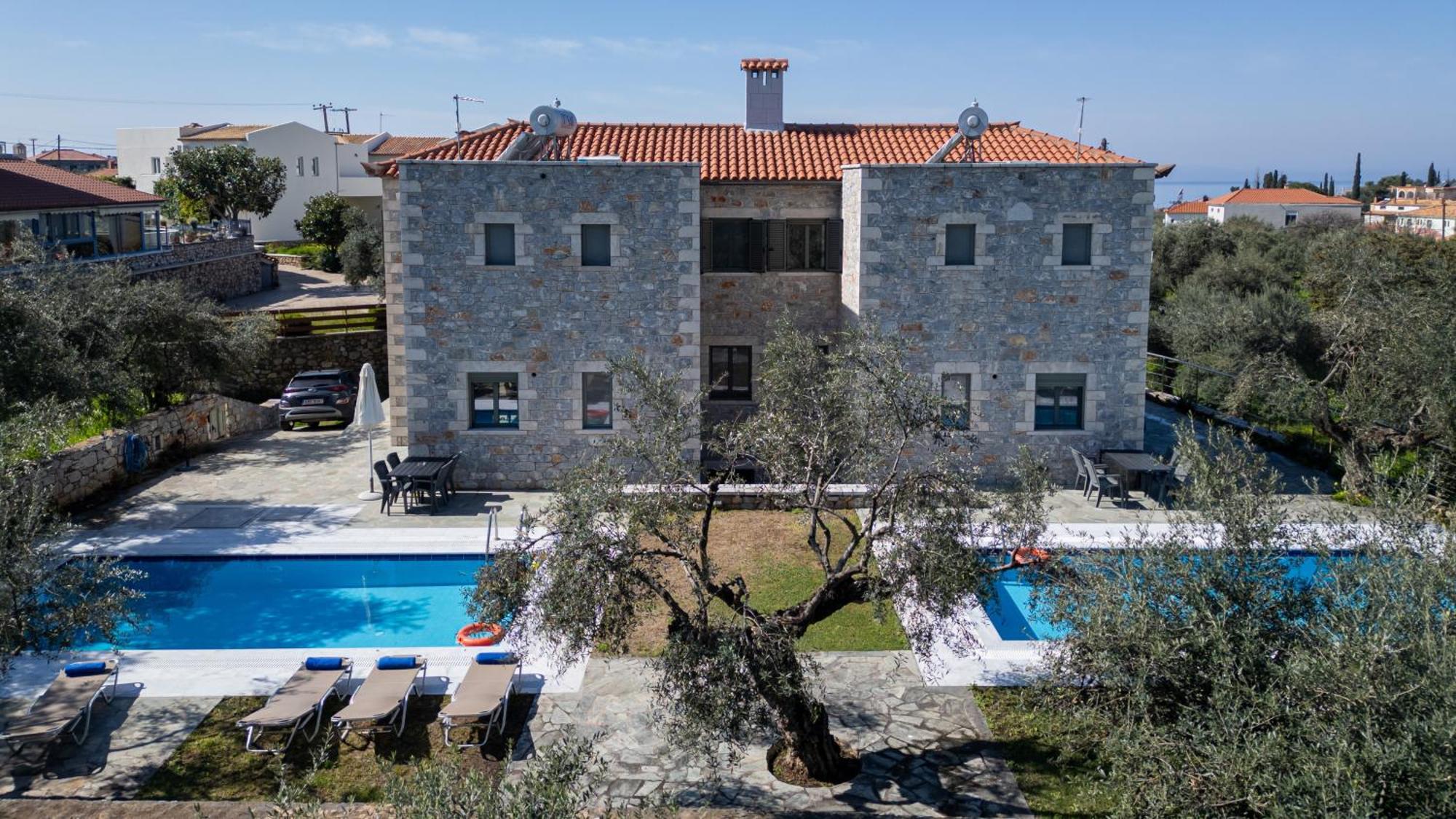 Villa Torri di pietra Stoúpa Esterno foto