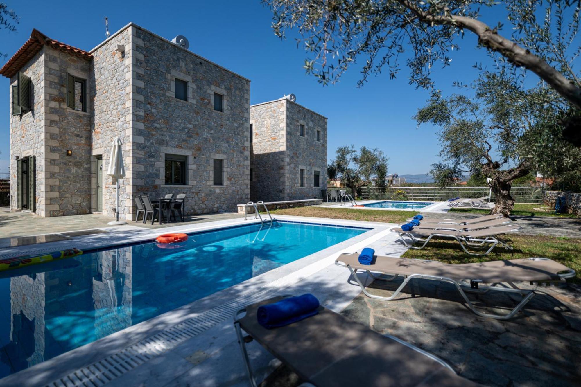 Villa Torri di pietra Stoúpa Esterno foto